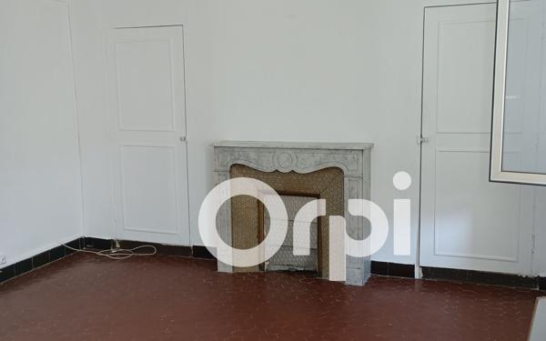 Appartement à louer    2 pièces •  Saint-Zacharie