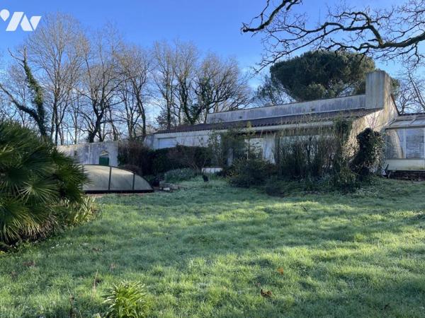 Propriété 156m² sur 6370 m² de terrain