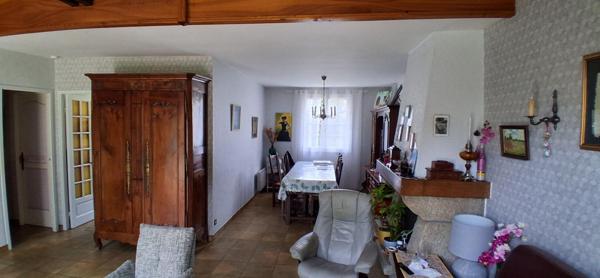 Maison en campagne - Saint Etienne de Montluc