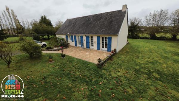 Maison en campagne - Saint Etienne de Montluc