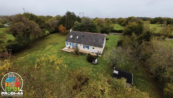 Maison en campagne - Saint Etienne de Montluc