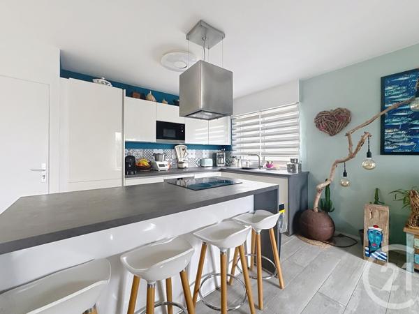 Appartement T4 à vendre  4 pièces - 76,88 m2 BORDEAUX - 33