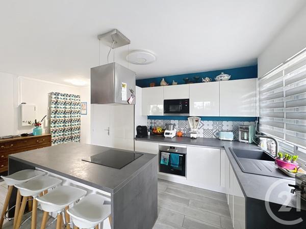 Appartement T4 à vendre  4 pièces - 76,88 m2 BORDEAUX - 33