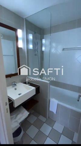 Appartement cosy, dans résidence avec piscine