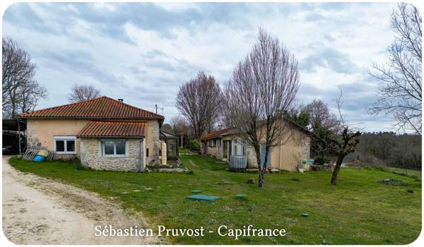 Propriete à vendre 6 pièces proche de BRANTOME (24), site en sommet de colline, clos de murs, piscine, annexe, dépendances