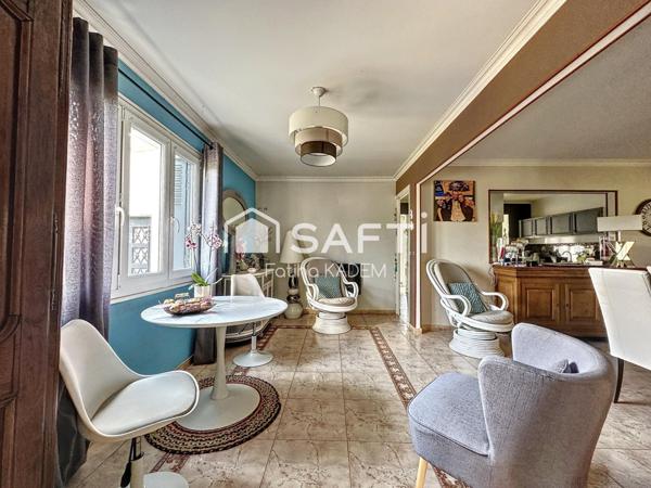 Maison de plain-pied atypique dans son écrin de verdure