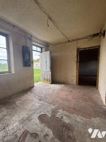 Maison avecdépendances à rénover et ses  5hectares