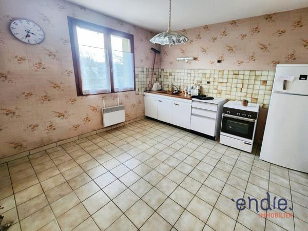 COMMENTRY : maison de 3 pièces (75 m²) à vendre