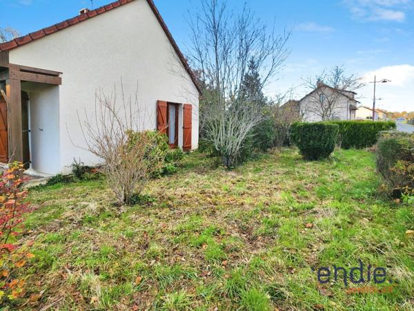 COMMENTRY : maison de 3 pièces (75 m²) à vendre