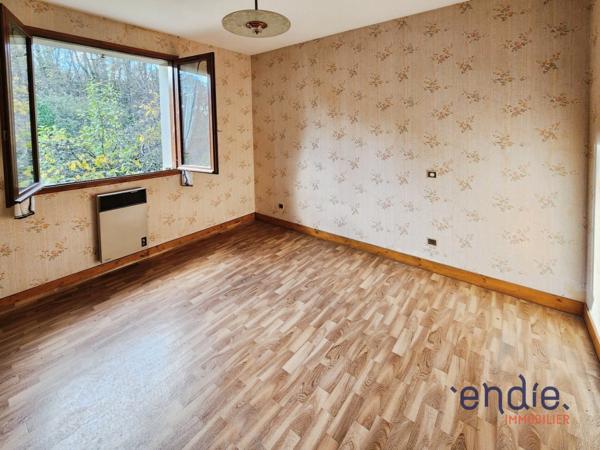 COMMENTRY : maison de 3 pièces (75 m²) à vendre