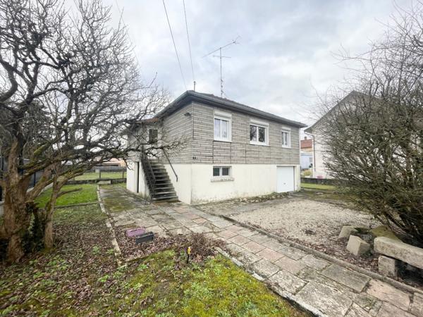 Maison
                                                                                                                                                                                                                                                                                                                        4 pièce(s)                                                                                                                                                                                                          3 chambre(s)                                                                                                                                                                                                          71  m²