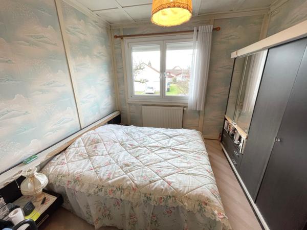 Maison
                                                                                                                                                                                                                                                                                                                        4 pièce(s)                                                                                                                                                                                                          3 chambre(s)                                                                                                                                                                                                          71  m²