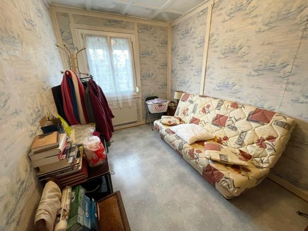 Maison
                                                                                                                                                                                                                                                                                                                        4 pièce(s)                                                                                                                                                                                                          3 chambre(s)                                                                                                                                                                                                          71  m²
