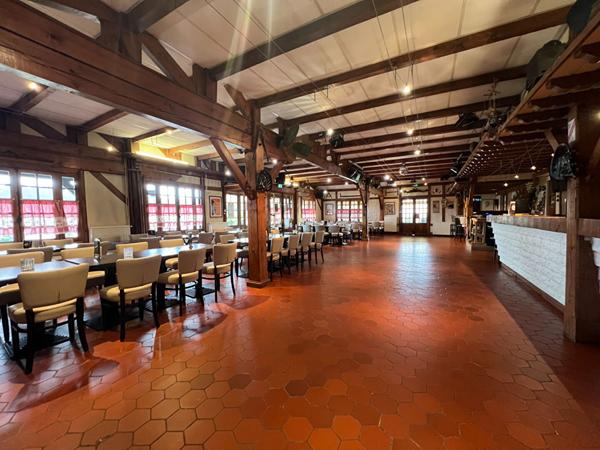 A vendre fonds de commerce Restaurant Guinguette Lacquy landes axe passant