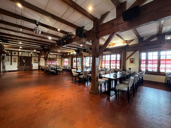 A vendre fonds de commerce Restaurant Guinguette Lacquy landes axe passant