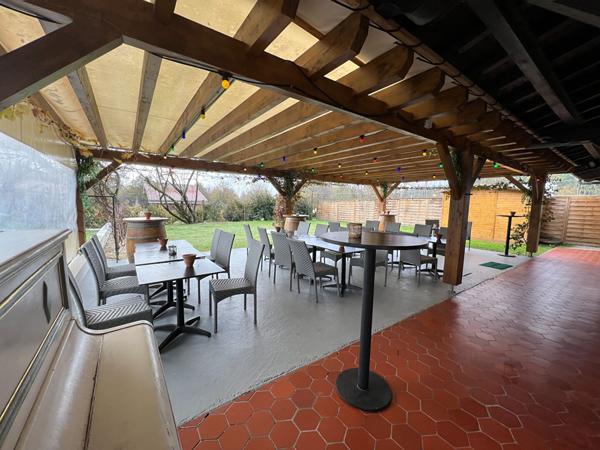 A vendre fonds de commerce Restaurant Guinguette Lacquy landes axe passant