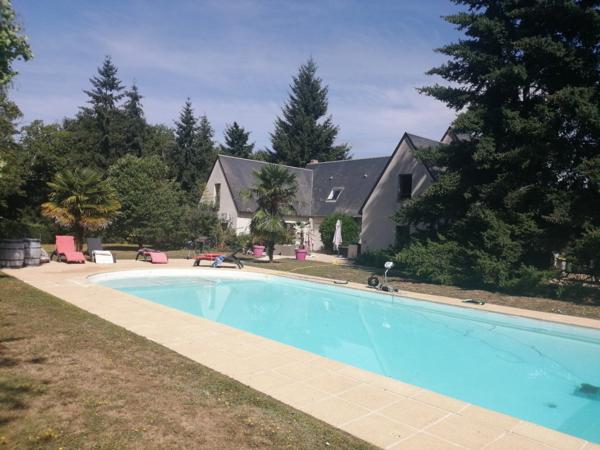 VENTE : maison de 10 pièces (350 m²) à SAINT AVERTIN