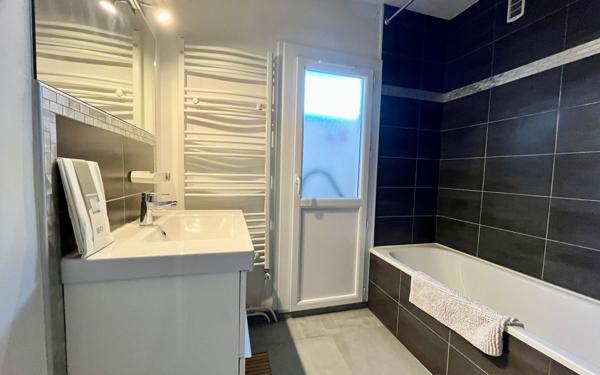 Appartement à louer    3 pièces • 64,20 m2 Eysines