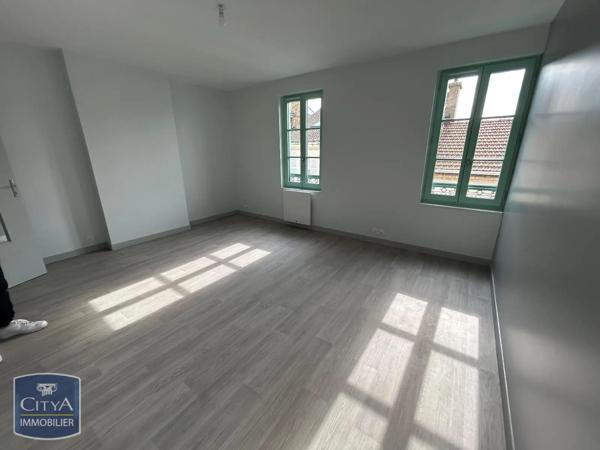 Appartement à louer 3 pièces 69m² Châlons-en-Champagne (51000)