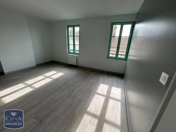 Appartement à louer 3 pièces 69m² Châlons-en-Champagne (51000)