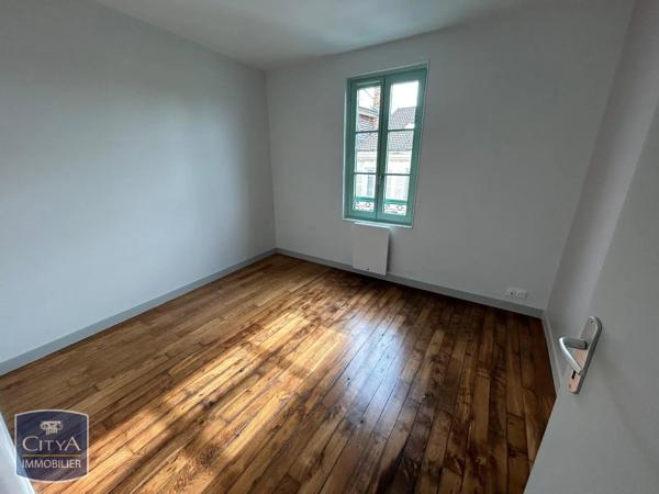 Appartement à louer 3 pièces 69m² Châlons-en-Champagne (51000)