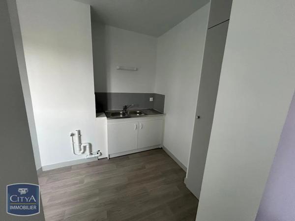 Appartement à louer 3 pièces 69m² Châlons-en-Champagne (51000)