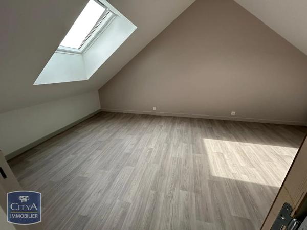 Appartement à louer 3 pièces 69m² Châlons-en-Champagne (51000)