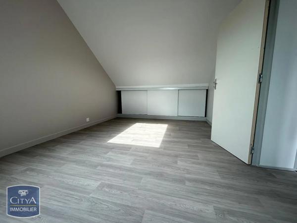Appartement à louer 3 pièces 69m² Châlons-en-Champagne (51000)