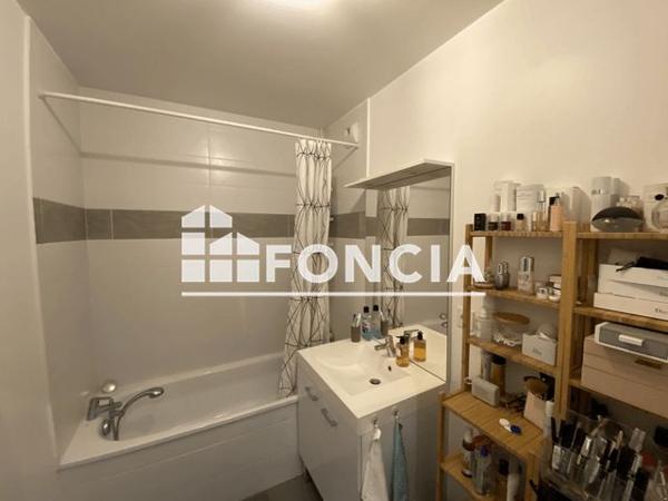 Location Appartement 3 pièces 62.9 m² - 7 ALLEE DU 2EME REGIMENT DE HUSSARDS - 001B Orleans 45000