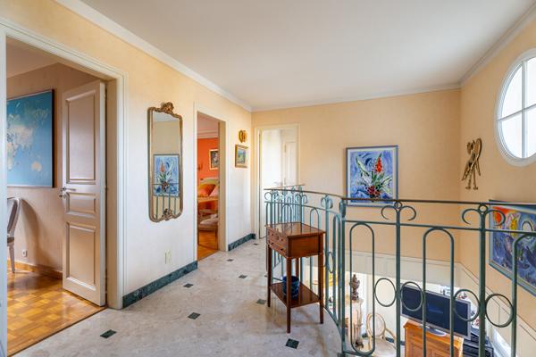 L’Échappée Vannetaise : Maison de maître et son jardin secret en hyper-centre