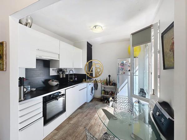 Maison avec deux logements indépendants sur 1 200 m² de terrain, fort potentiel à Fayence (83440)