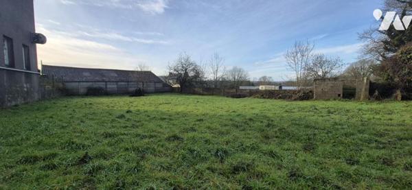 TERRAIN HORS LOTISSEMENT - CENTRE BOURG