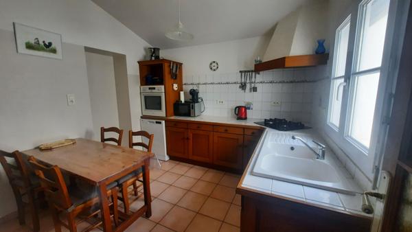 Maison Barbatre 5 pièce(s)