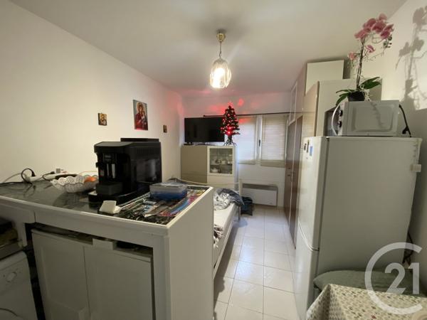 Immeuble à vendre  220 m2 VILLIERS SUR MARNE - 94
