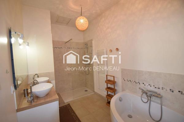 maison familiale et/ou activité chambres d'hôtes