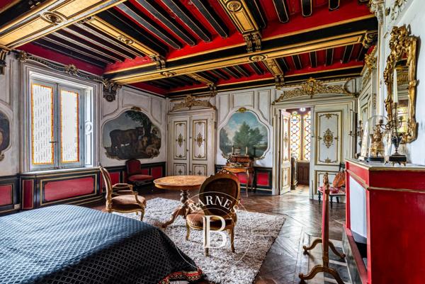Beaune, Château   à vendre
