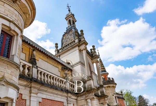 Beaune, Château   à vendre