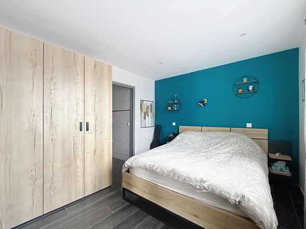 Maison Saint Maurice De Gourdans 6 pièce(s) 175 m2, piscine, garage double, terrain