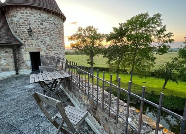 Maison à vendre    24 pièces •  Moulins