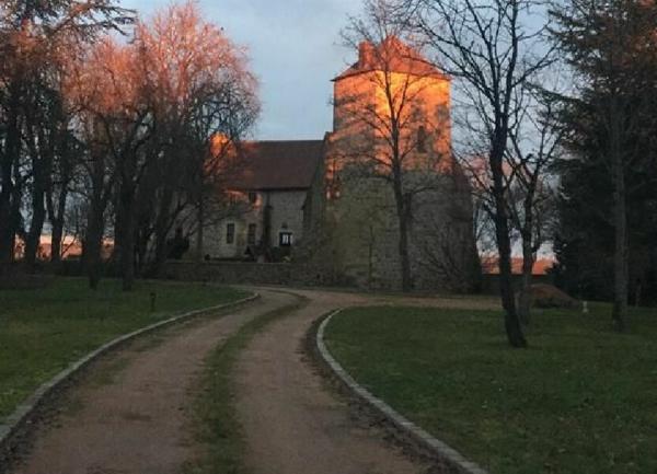 Maison à vendre    24 pièces •  Moulins