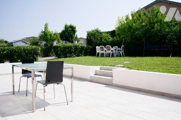 Maison individuelle 146,86m2 terrasse ensoleillée et équipements écologiques et économes en énergie.