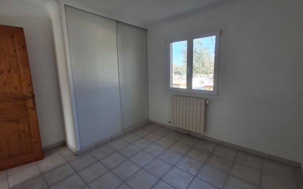 Maison à louer    6 pièces •  Caissargues