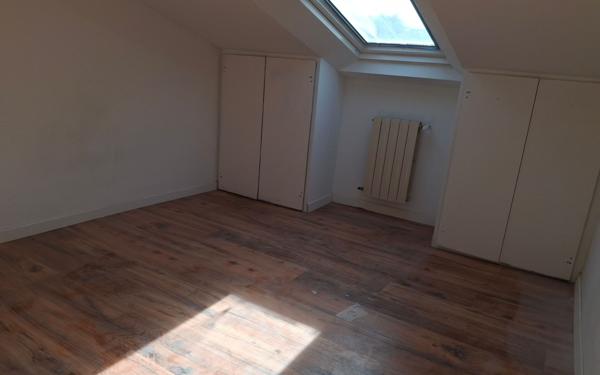 Maison à louer    6 pièces •  Caissargues