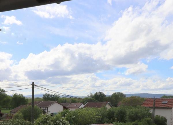 Proche PONT DE VAUX belle ferme de 200 m² avec 5 chambres sur 1000 m² de terrain