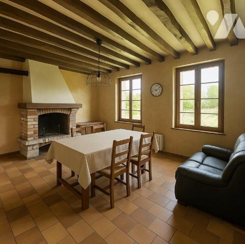 À 15 minutes de Rouen, en exclusivité, cette propriété individuelle offre de beaux volumes, une...