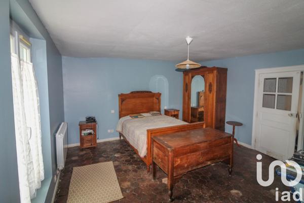 House for sale 4 rooms 81 m² Champcevrais