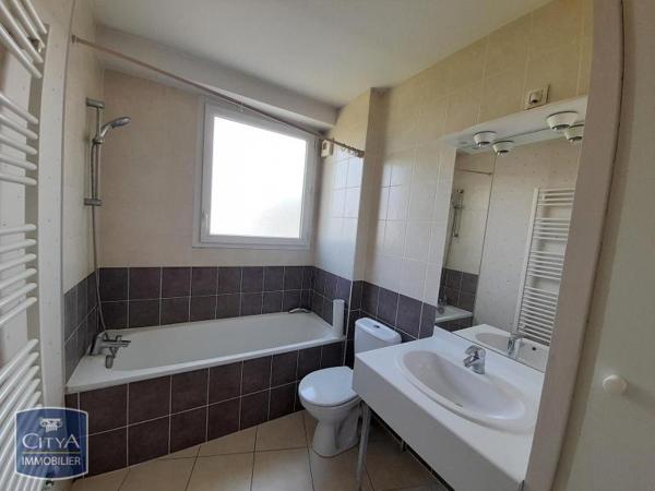 Appartement à louer 1 pièce 25.38m² Chalon-sur-Saône (71100)