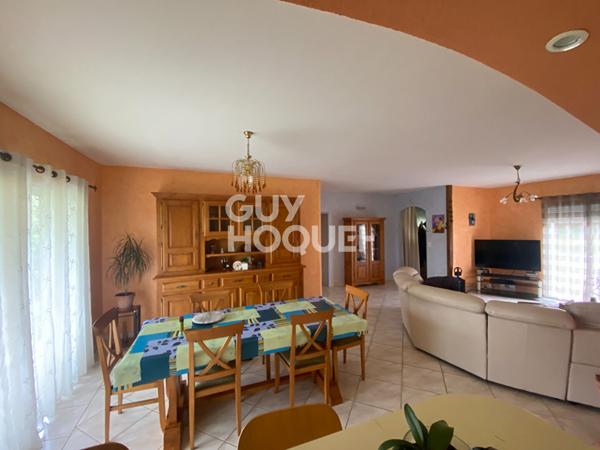 Maison 5 pièces 3 chambres Garage