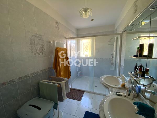 Maison 5 pièces 3 chambres Garage