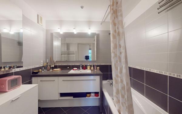 Appartement à vendre    3 pièces • 83 m2 Lyon 5